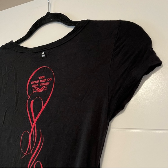 Ecko Red | Y2K Tee Shirt - Picture 9 of 13